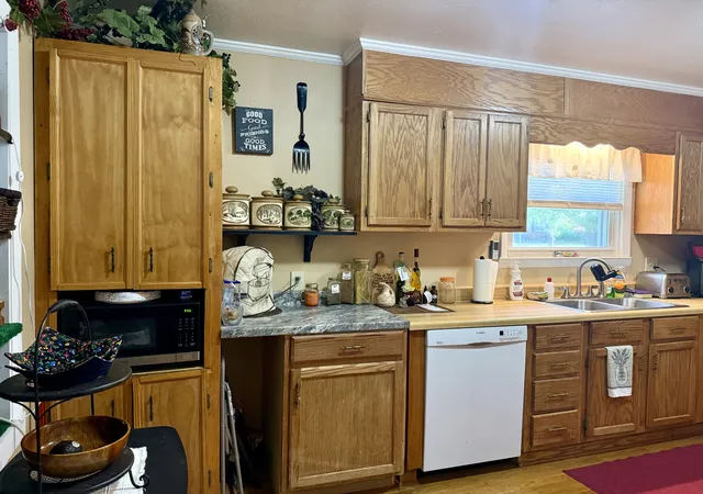 Photo 3 of Single family home for sale at 126 Roosevelt Rd, Mc Minnville, TN 37110 | MLS# 3612796 | Listing updated on 2026-10-08
