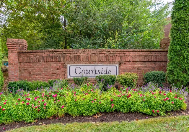 Photo 3 of Single family home for sale at 1304 Sweetwater Dr, Brentwood, TN 37027 | MLS# 3602830 | Listing updated on 2026-10-20
