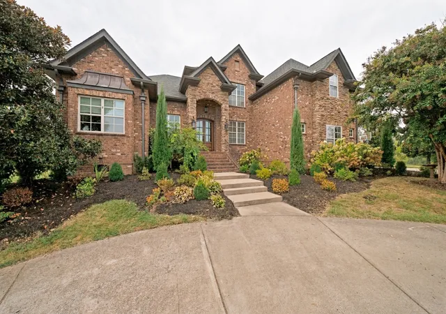 Single family home for sale at 2818 Roddy Brg Rd, Thompsons Station, TN 37179 | MLS# 3601519