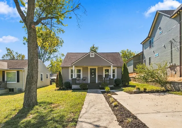 Photo 2 of Single family home for sale at 306 Marshall St, Nashville, TN 37207 | MLS# 3621255 | Listing updated on 2026-10-23