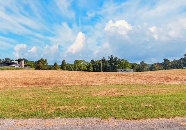 Photo 2 of Land for sale at 3 Mullins Chapel Rd, Dandridge, TN 37725 | MLS# 3598836 | Listing updated on 2026-09-24
