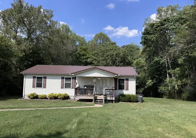 Single family home for sale at 634 Bennett Hl Rd, Red Boiling Springs, TN 37150 | MLS# 3603009