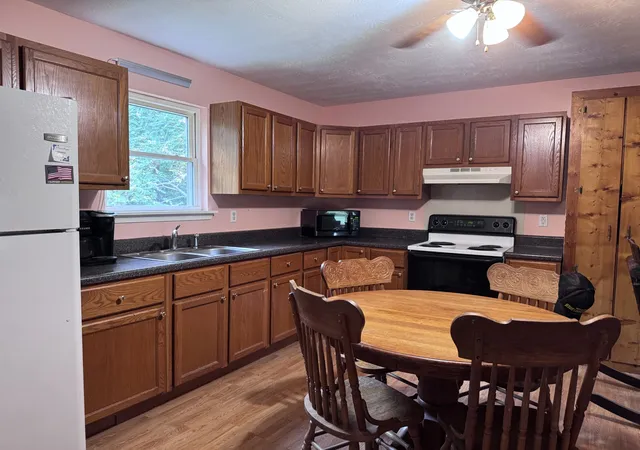 Photo 2 of Single family home for sale at 634 Bennett Hl Rd, Red Boiling Springs, TN 37150 | MLS# 3603009 | Listing updated on 2026-09-30