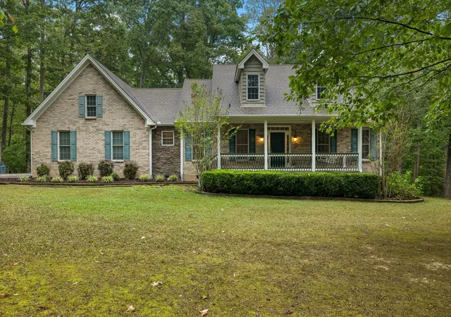 Single family home for sale at 1003 Goldfinch Ct, Kingston Springs, TN 37082 | MLS# 3598897