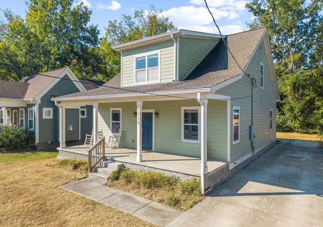 Photo 1 of Single family home for sale at 1715 21st Avenue N, Nashville, TN 37208 | MLS# 3601874 | Listing updated on 2026-10-07