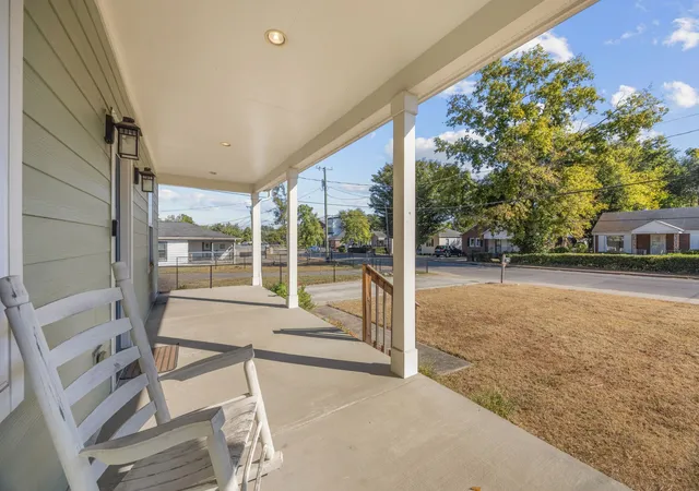 Photo 4 of Single family home for sale at 1715 21st Avenue N, Nashville, TN 37208 | MLS# 3601874 | Listing updated on 2026-10-07