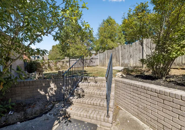 Photo 3 of Single family home for sale at 108 Doral Ln, Hendersonville, TN 37075 | MLS# 3611545 | Listing updated on 2026-10-06
