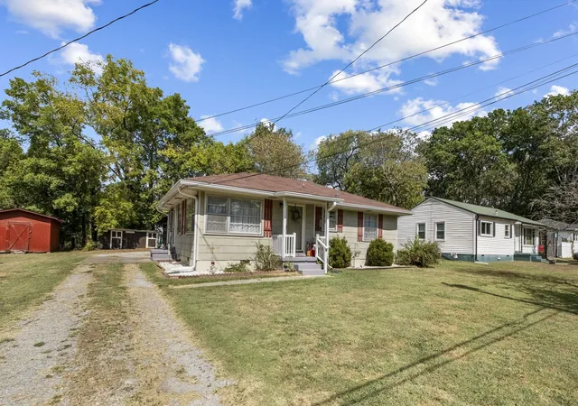Photo 3 of Single family home for sale at 1680 Buena Vista St, Lewisburg, TN 37091 | MLS# 3601415 | Listing updated on 2026-10-02