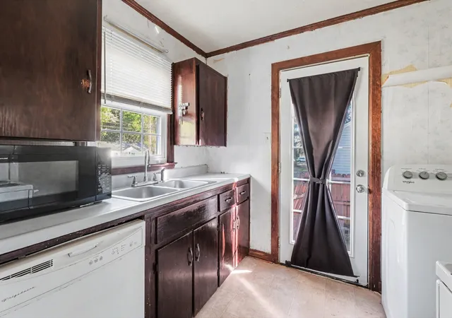 Photo 3 of Single family home for sale at 414 4th Avenue, Murfreesboro, TN 37130 | MLS# 3599192 | Listing updated on 2026-09-25