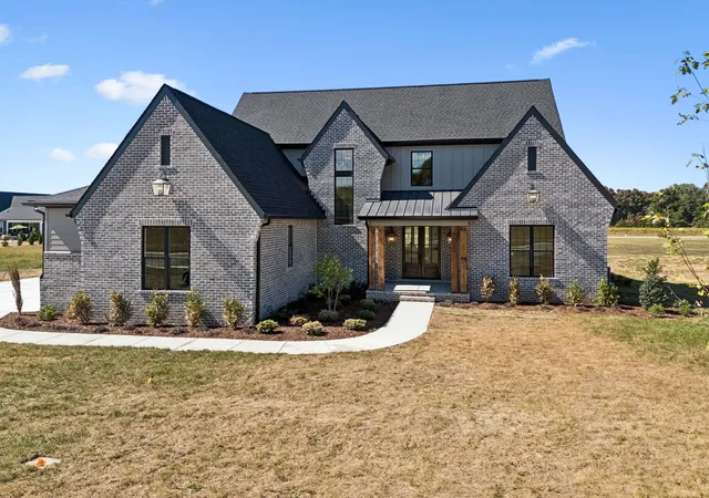 Photo 2 of Single family home for sale at 6029 Cypress Crk Rd, Spring Hill, TN 37174 | MLS# 3609955 | Listing updated on 2026-10-04
