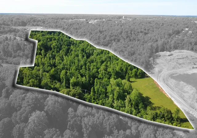 Photo 3 of Land for sale at 0 Ashland City Rd, Clarksville, TN 37043 | MLS# 3599158 | Listing updated on 2026-09-25
