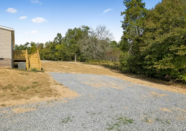 Photo 39 of Manufactured home for sale at 9280 Sunrise Rd, Red Boiling Springs, TN 37150 | MLS# 3602142 | Listing updated on 2026-10-11