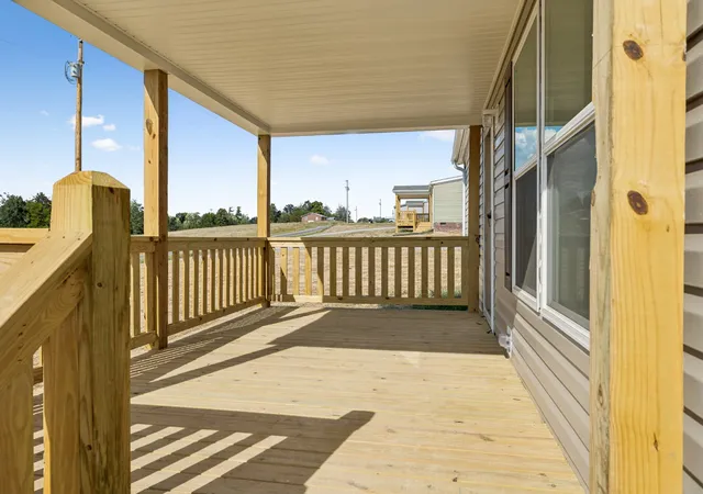 Photo 3 of Manufactured home for sale at 9280 Sunrise Rd, Red Boiling Springs, TN 37150 | MLS# 3602142 | Listing updated on 2026-10-11