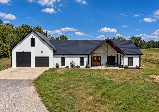 Single family home for sale at 103 Marty Robbins Rd, Bethpage, TN 37022 | MLS# 3599015