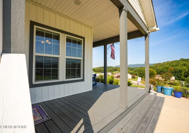 Photo 4 of Single family home for sale at 2020 Lazy Dr, Newport, TN 37821 | MLS# 3598918 | Listing updated on 2026-09-24
