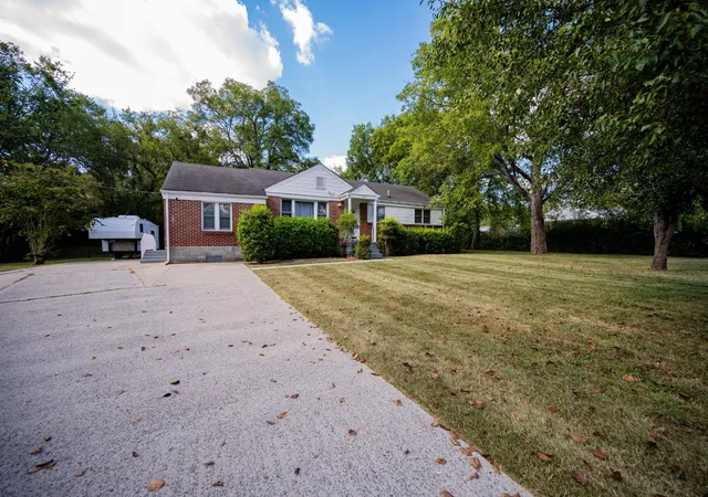 Photo 3 of Single family home for sale at 704 Canton Pass, Madison, TN 37115 | MLS# 3602255 | Listing updated on 2026-10-07
