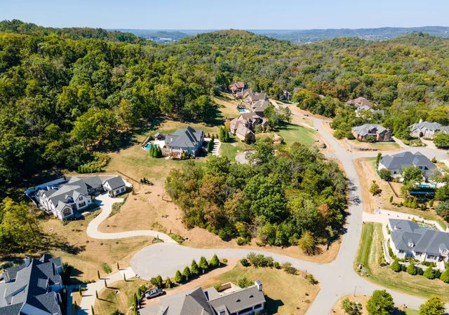 Photo 3 of Land for sale at 706 Pendragon Ct, Franklin, TN 37067 | MLS# 3610345 | Listing updated on 2026-10-02
