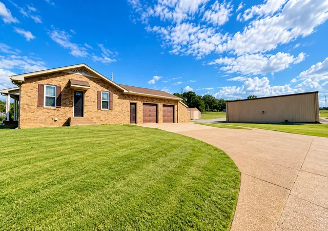 Photo 1 of Single family home for sale at 1790 Double Log Cabin Rd, Lebanon, TN 37087 | MLS# 3599172 | Listing updated on 2026-10-06