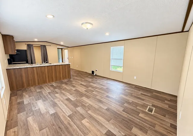 Photo 3 of Manufactured home for sale at 231 Dogwood Ln, Linden, TN 37096 | MLS# 3599206 | Listing updated on 2026-10-02