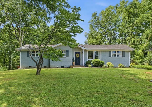 Photo 1 of Single family home for sale at 154 Two Valley Rd, Hendersonville, TN 37075 | MLS# 3599082 | Listing updated on 2026-10-03