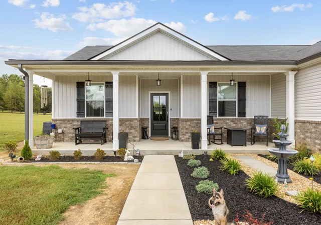 Photo 3 of Single family home for sale at 1021 Eljie Rd, Cumberland Furnace, TN 37051 | MLS# 3599106 | Listing updated on 2026-09-26