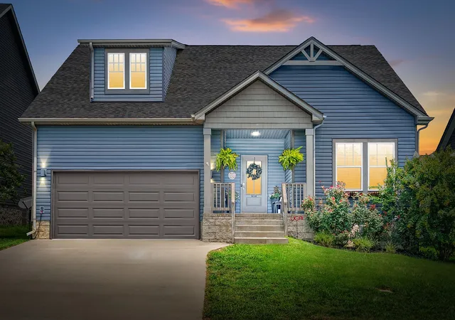 Photo 2 of Single family home for sale at 206 Eagles Talon Ct, Clarksville, TN 37040 | MLS# 3599059 | Listing updated on 2026-09-26
