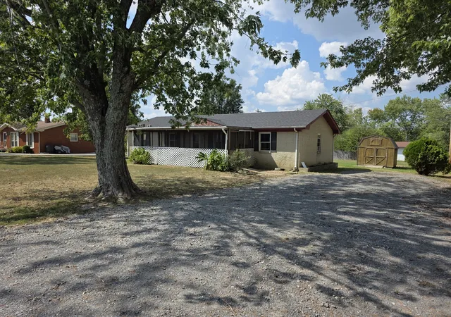 Photo 2 of Single family home for sale at 629 Coolidge Rd, Lafayette, TN 37083 | MLS# 3599038 | Listing updated on 2026-10-07