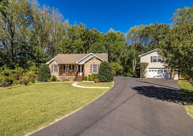 Photo 4 of Single family home for sale at 59 Cloudy Ln, Lafayette, TN 37083 | MLS# 3603493 | Listing updated on 2026-10-09