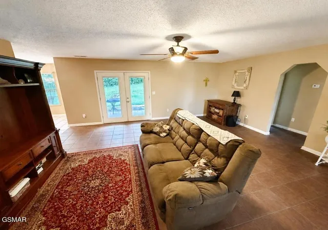 Photo 1 of Single family home for sale at 1955 Old Newport Hwy, Sevierville, TN 37876 | MLS# 3599040 | Listing updated on 2026-09-25