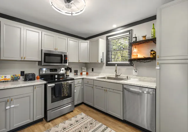 Photo 4 of Single family home for sale at 103 Mae Cir, Dickson, TN 37055 | MLS# 3611120 | Listing updated on 2026-10-08