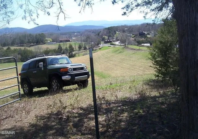 Photo 1 of Land for sale at 4 Flat Crk Rd, Sevierville, TN 37876 | MLS# 3599044 | Listing updated on 2026-09-24