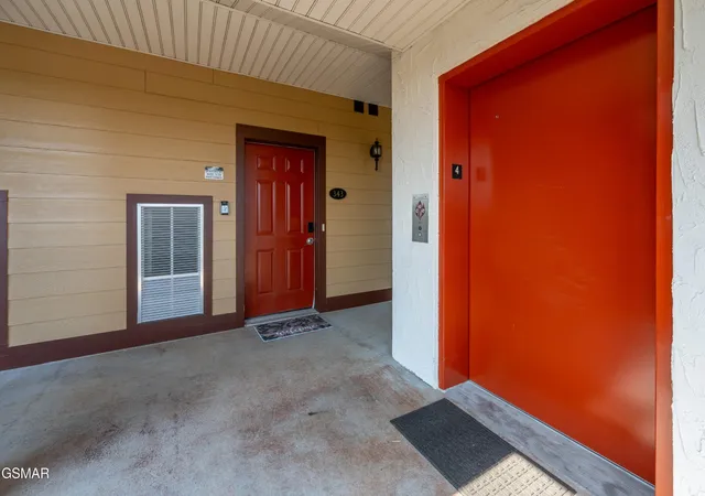 Photo 1 of Condo for sale at 527 River Pl Way #343, Sevierville, TN 37862 | MLS# 3599057 | Listing updated on 2026-09-25