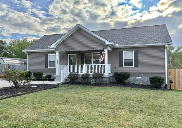 Photo 1 of Single family home for sale at 2122 Webster St, Greenbrier, TN 37073 | MLS# 3599070 | Listing updated on 2026-09-28