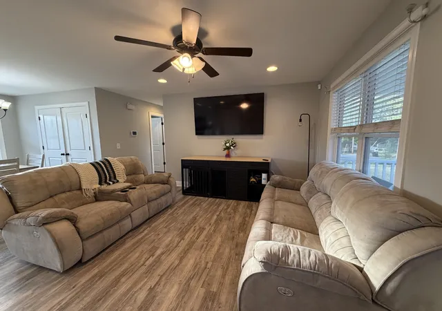 Photo 4 of Single family home for sale at 2122 Webster St, Greenbrier, TN 37073 | MLS# 3599070 | Listing updated on 2026-09-28