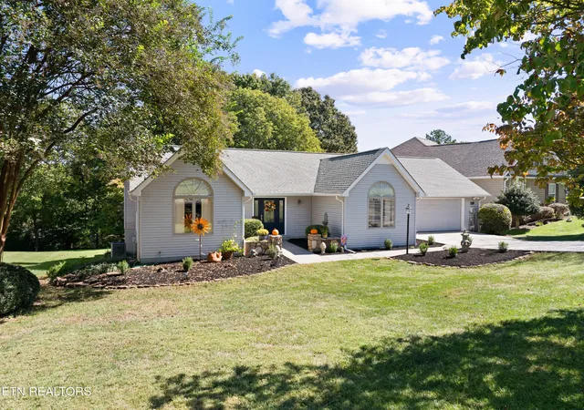 Photo 1 of Single family home for sale at 137 Chahyga Way, Loudon, TN 37774 | MLS# 3599085 | Listing updated on 2026-09-28