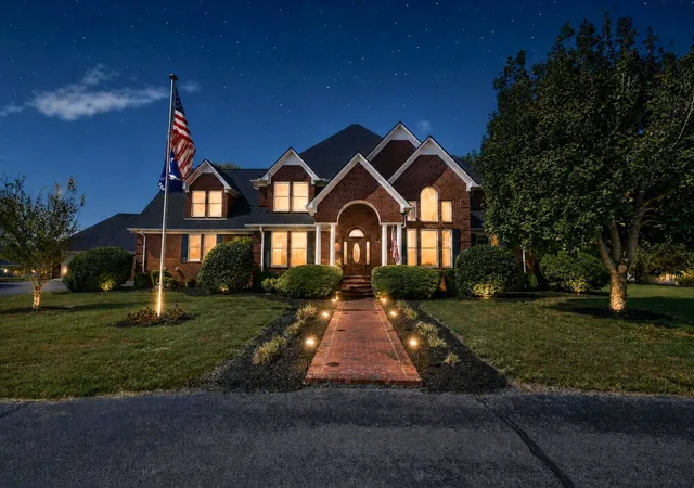 Photo 1 of Single family home for sale at 1744 Highway 130 E, Shelbyville, TN 37160 | MLS# 3599200 | Listing updated on 2026-09-28