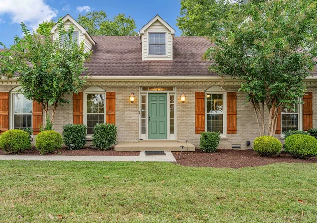 Single family home for sale at 113 Brights Ln, Gallatin, TN 37066 | MLS# 3601829