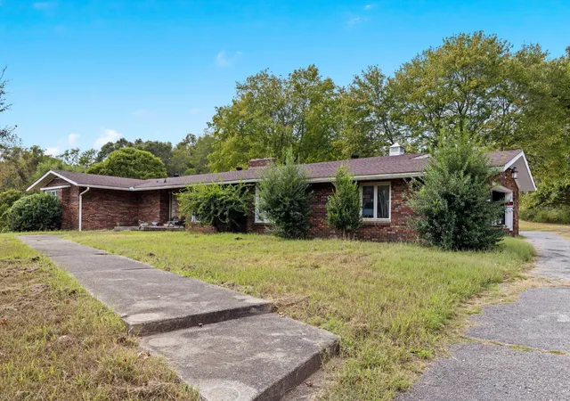 Photo 2 of Single family home for sale at 4358 Old Hwy 431, Greenbrier, TN 37073 | MLS# 3599103 | Listing updated on 2026-09-25