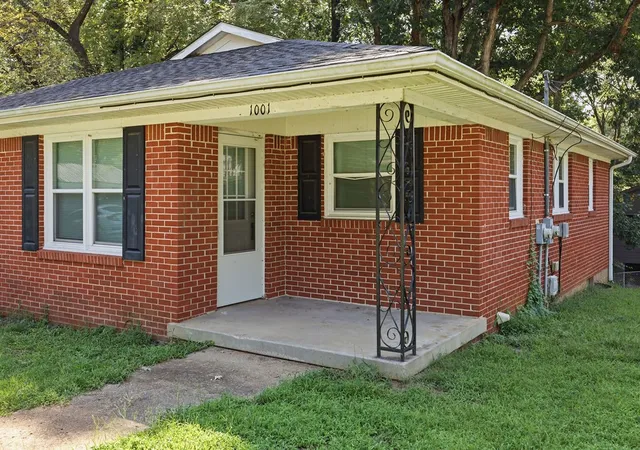 Photo 30 of Multi family home for sale at 1001 Cowan St, Paris, TN 38242 | MLS# 3601403 | Listing updated on 2026-09-25