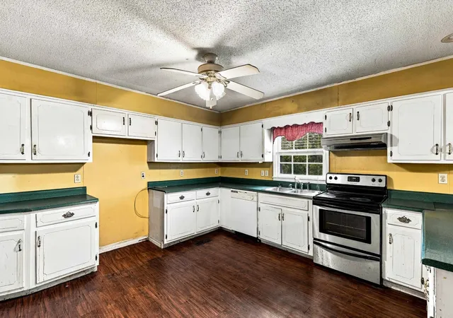 Photo 4 of Single family home for sale at 3905 County Rd 5, Florence, AL 35633 | MLS# 3599119 | Listing updated on 2026-10-05
