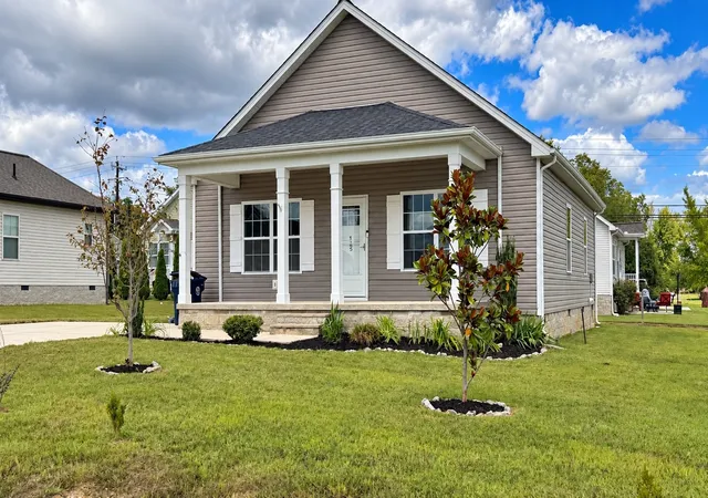 Single family home for sale at 125 Foutch Ct, Smithville, TN 37166 | MLS# 3601407