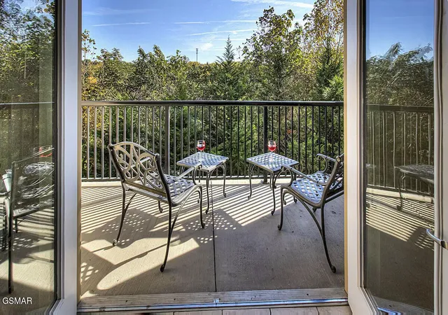 Photo 2 of Condo for sale at 124 Plaza Dr #5301, Pigeon Forge, TN 37863 | MLS# 3599134 | Listing updated on 2026-09-25