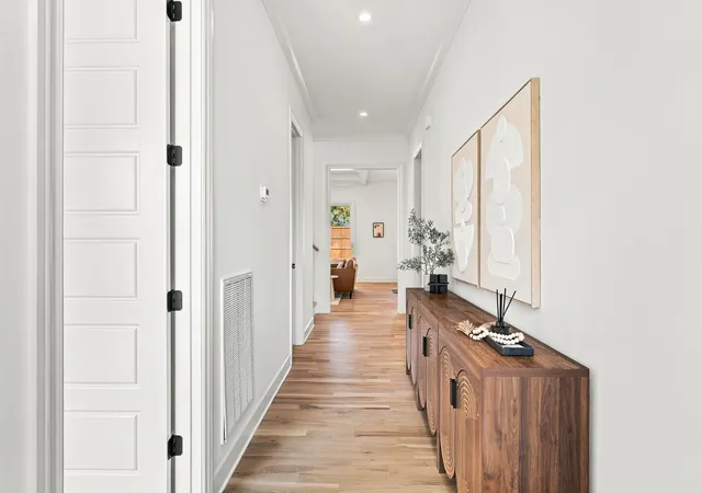 Photo 2 of Single family home for sale at 1721b Marsden Ave, Nashville, TN 37216 | MLS# 3601346 | Listing updated on 2026-10-05