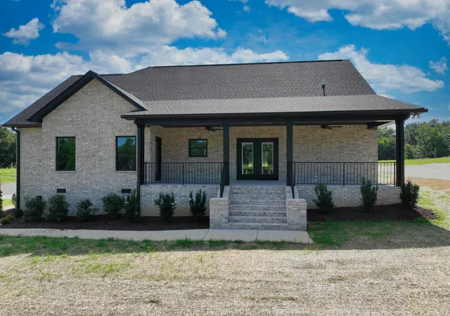Photo 3 of Single family home for sale at 557 Fairfield Rd, Westmoreland, TN 37186 | MLS# 3599149 | Listing updated on 2026-10-07