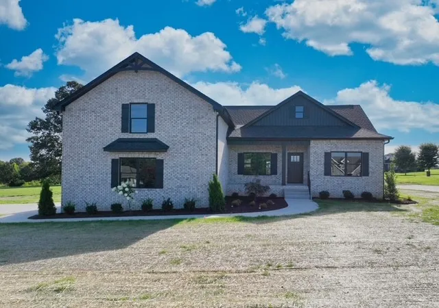 Photo 3 of Single family home for sale at 102 N Nikki Dr, Portland, TN 37148 | MLS# 3599151 | Listing updated on 2026-10-07