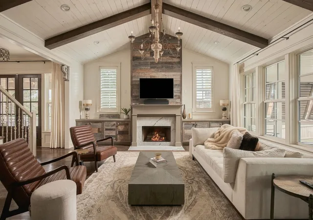 Photo 3 of Single family home for sale at 2030 Castleman Dr, Nashville, TN 37215 | MLS# 3599378 | Listing updated on 2026-10-04