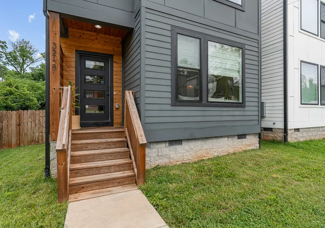 Photo 1 of Single family home for sale at 3218 Curtis St, Nashville, TN 37218 | MLS# 3601333 | Listing updated on 2026-10-02