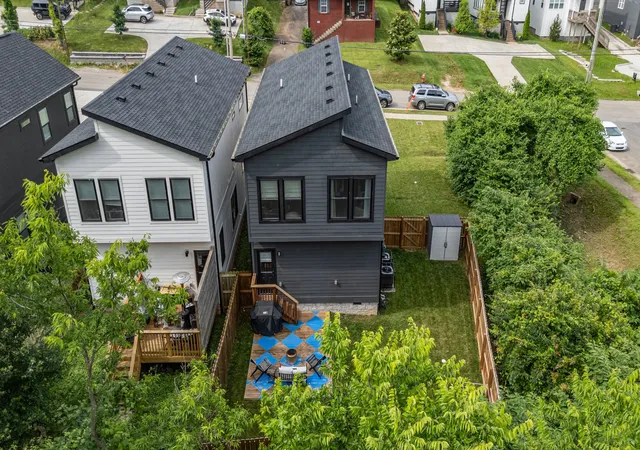 Photo 2 of Single family home for sale at 3218 Curtis St, Nashville, TN 37218 | MLS# 3601333 | Listing updated on 2026-10-02