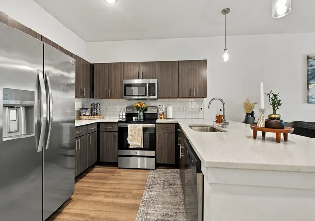 Listing Photo 1 - Condo for sale in building located at 1540 Lebanon Pike, Nashville, TN 37210 - Unit #405