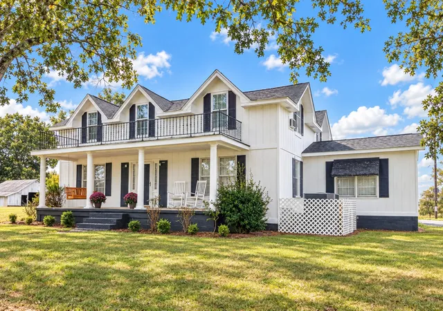 Photo 3 of Single family home for sale at 220 Scott Orchard Rd, Taft, TN 38488 | MLS# 3599429 | Listing updated on 2026-10-08